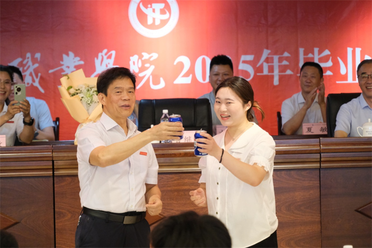 DSCF7932.jpg